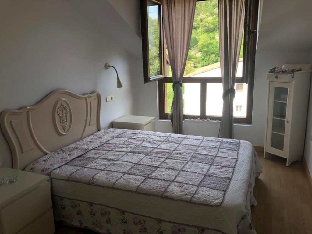 El Nial De L'Andolina Apartment Cangas de Onis Luaran gambar